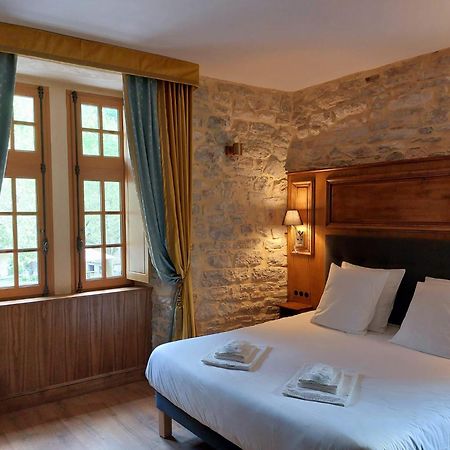 Hotel-Restaurant Le Manoir De Montesquiou La Malène Buitenkant foto